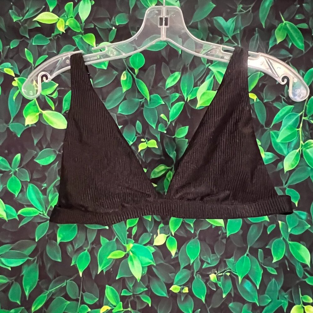 NWOT Aerie Black Triangle Bikini Top w/ Adjustable Straps (Large)